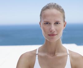 中国竞彩网下载官网 UIを重視したau design projectのコンセプトモデルがお目見えした