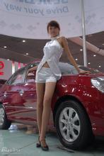 雅博体育欢迎你 シャオ・ウーを見ないでください、彼らはあなたより数歳若いです